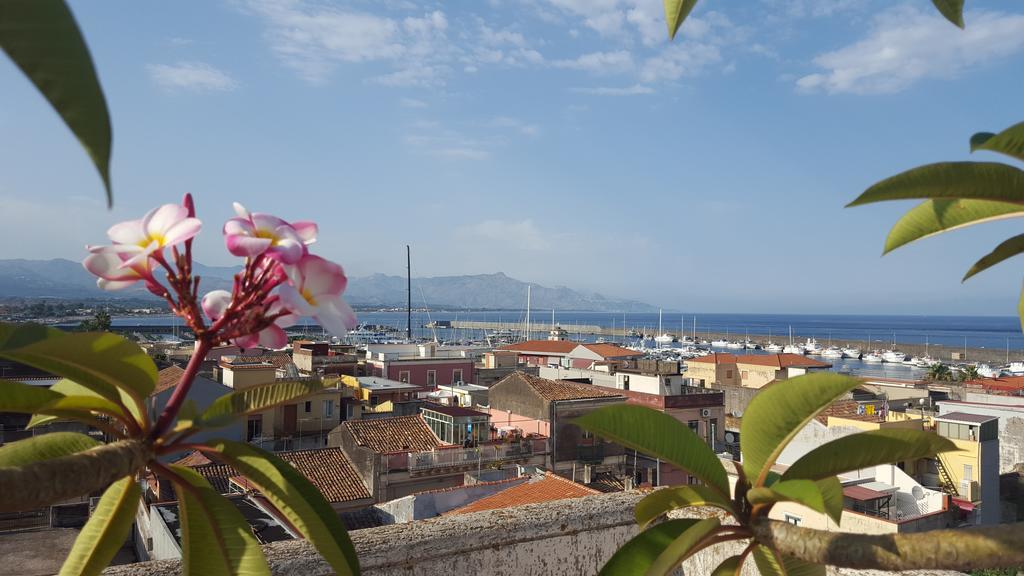 里波斯托Casa Delle Pomelie - Taormina & Etna Panoramic Views公寓 客房 照片