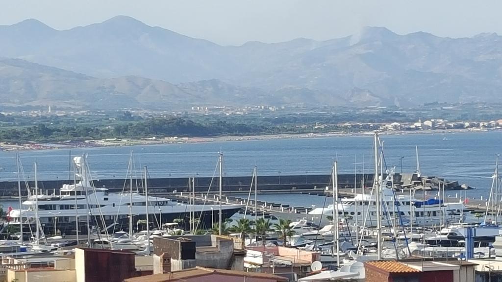 里波斯托Casa Delle Pomelie - Taormina & Etna Panoramic Views公寓 客房 照片